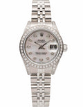 https://trottersjewellers.com/wp-content/uploads/2026/05/2cfcd322-8323-49a4-b0ce-446bae70f10b.jpg