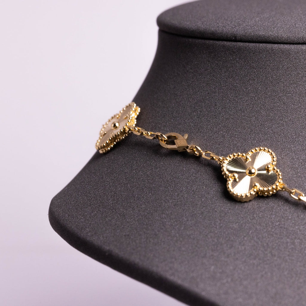 https://cdn.shopify.com/s/files/1/0679/7780/6117/files/3F0A0514.jpg?v=1765136969